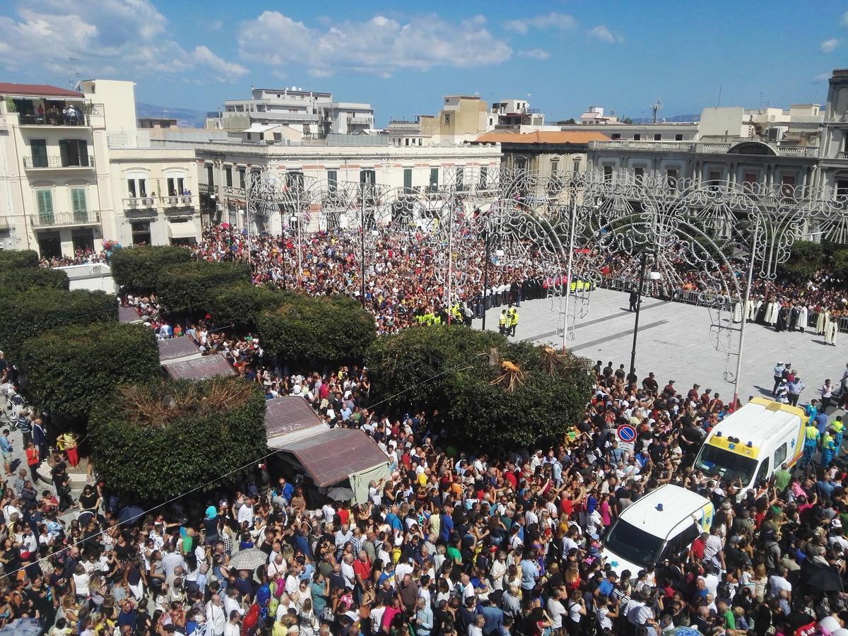 B&B La Terrazza Sul Duomo Reggio di Calabria Eksteriør billede